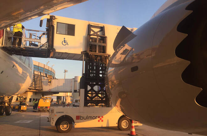 ambulift-sidebull-pax-lift